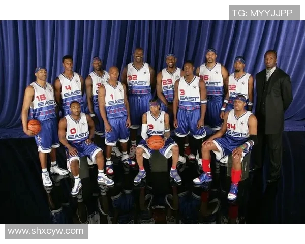 2006年NBA经典对决火箭队与黄蜂队精彩录像回顾与分析 2006年NBA经典对决火箭队与黄蜂队精彩录像回顾与分析